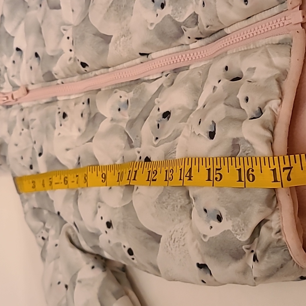 Carter's, girl's, hooded, puffer jacket. Polar bear print. Size S/4. - Picture 7 of 8